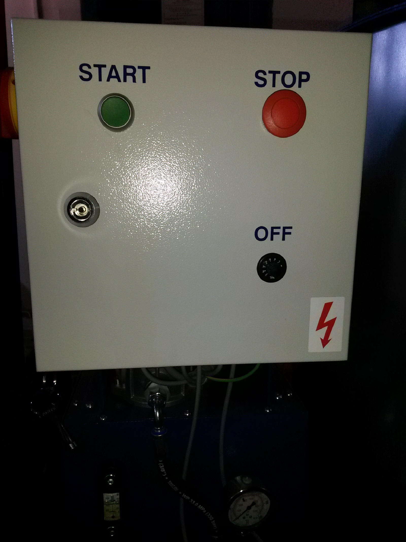 Cube 20 automatic rotary start and stop control